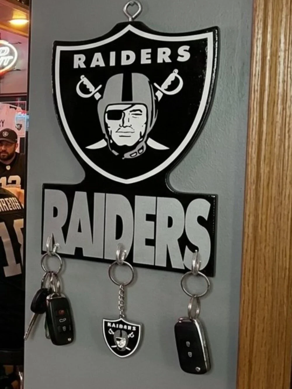Las Vegas Raiders Wood Key Holder Wall Hook Rack Man Cave NFL